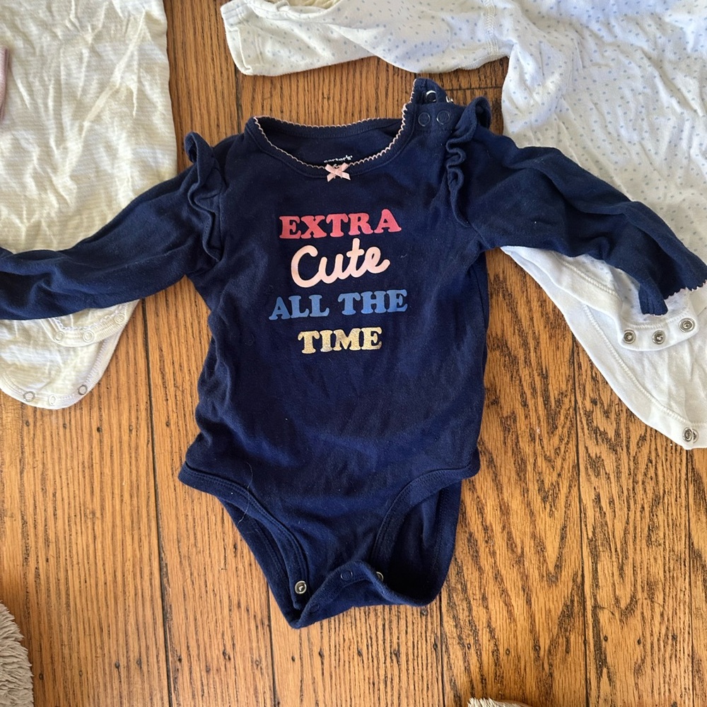 8 baby long sleeved onesies baby boden, petit bateau, m&s 3-6 months
